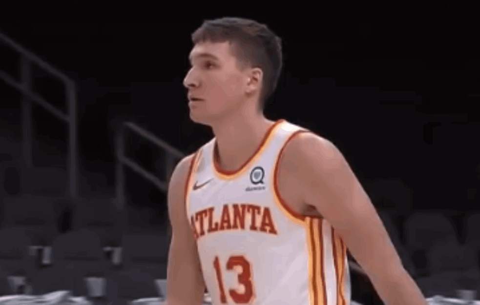 NOVI START ZA SRPSKOG ASA: <span style='color:red;'><b>Bogdan Bogdanović</b></span> DEBITOVAO za HOKSE sa DEVET poena i ČETIRI skoka (VIDEO) 
